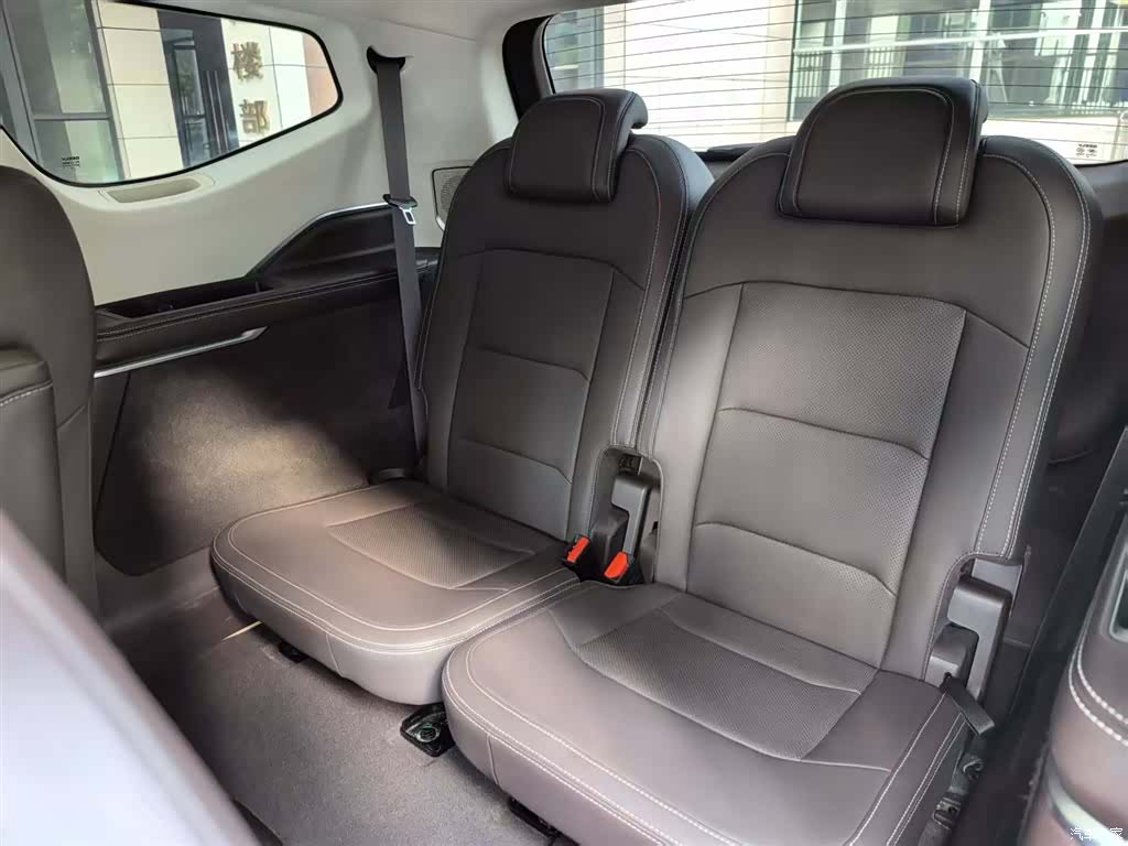 Geely Jiaji, 2021 13