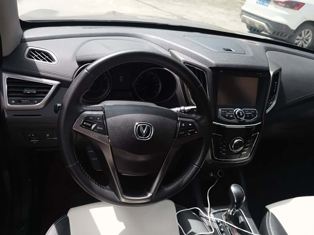 Changan CS35, 2017 3