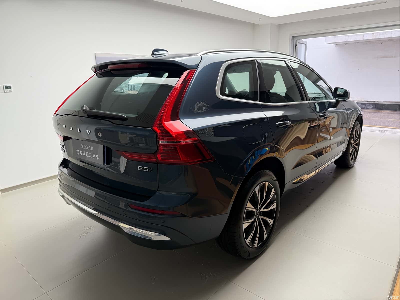 Volvo XC60, 2025 8