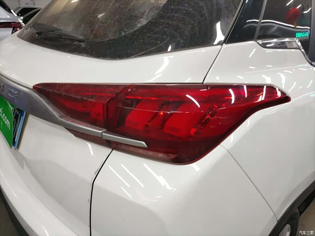 BAIC X3, 2020 8
