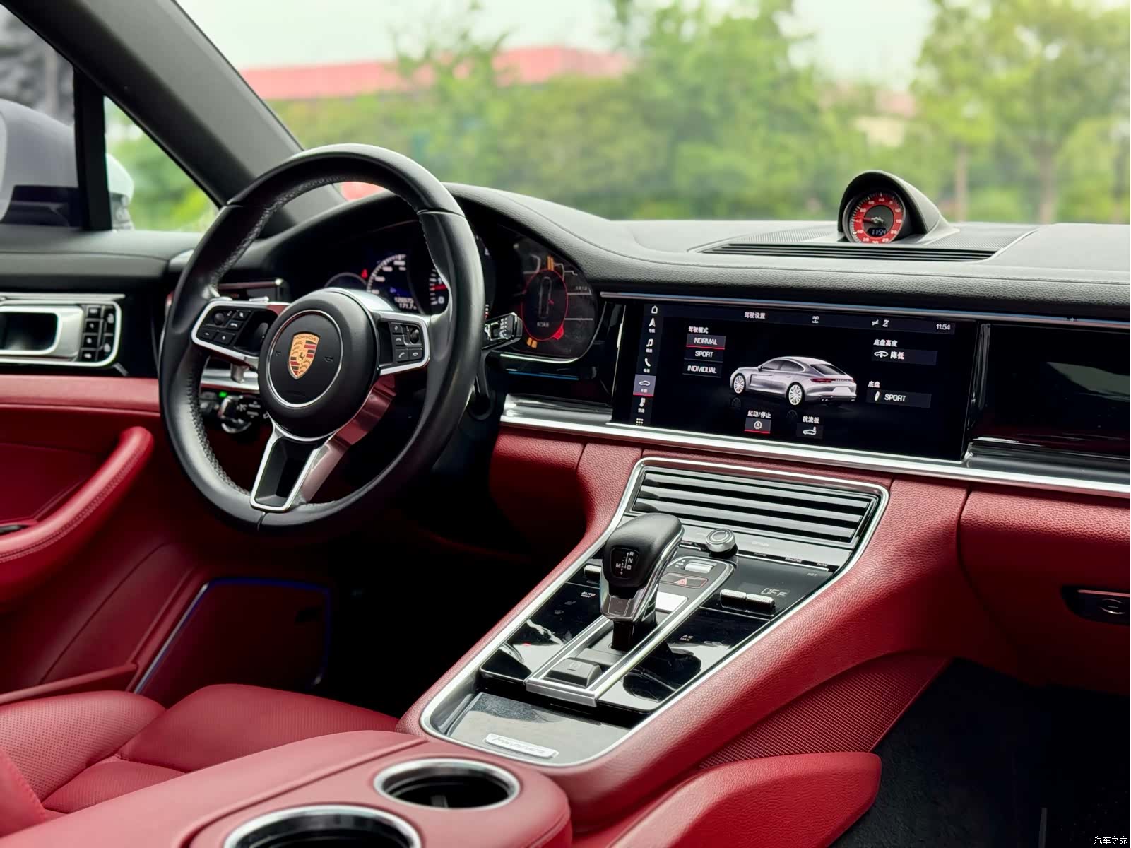 Porsche Panamera, 2019 24