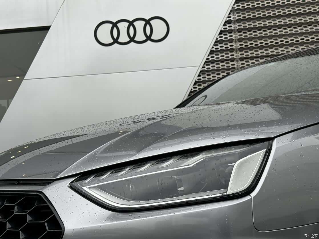 Audi A4L, 2022 15
