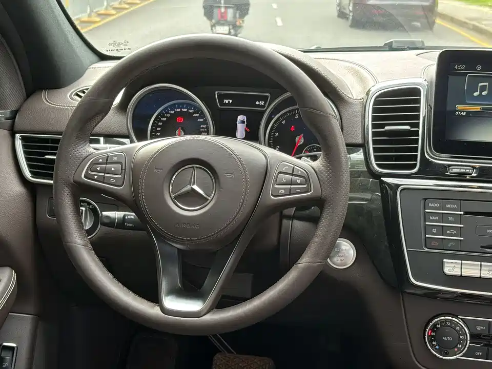 Mercedes-Benz GLS