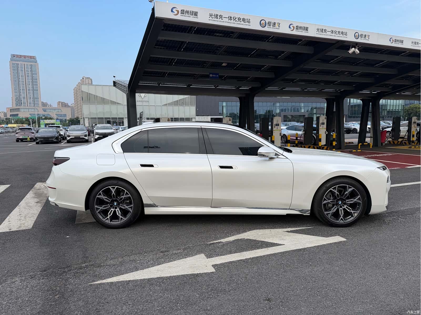 BMW 7 Series, 2024 все фото