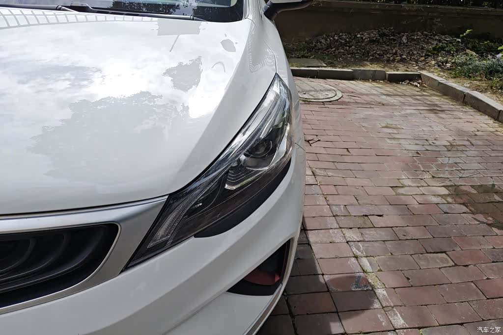 Geely Emgrand, 2021 все фото