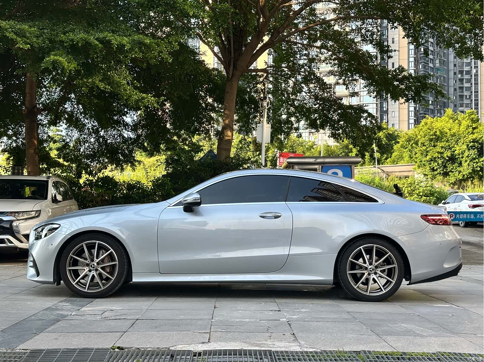 Mercedes-Benz E-Class, 2021 8