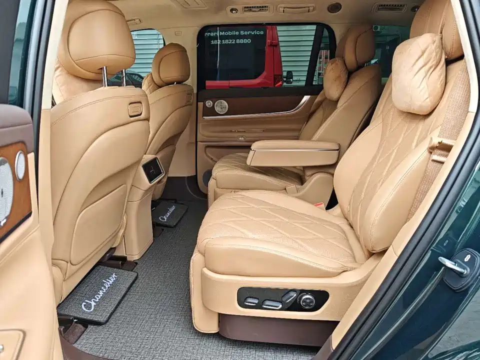 AITO Ask the world M9