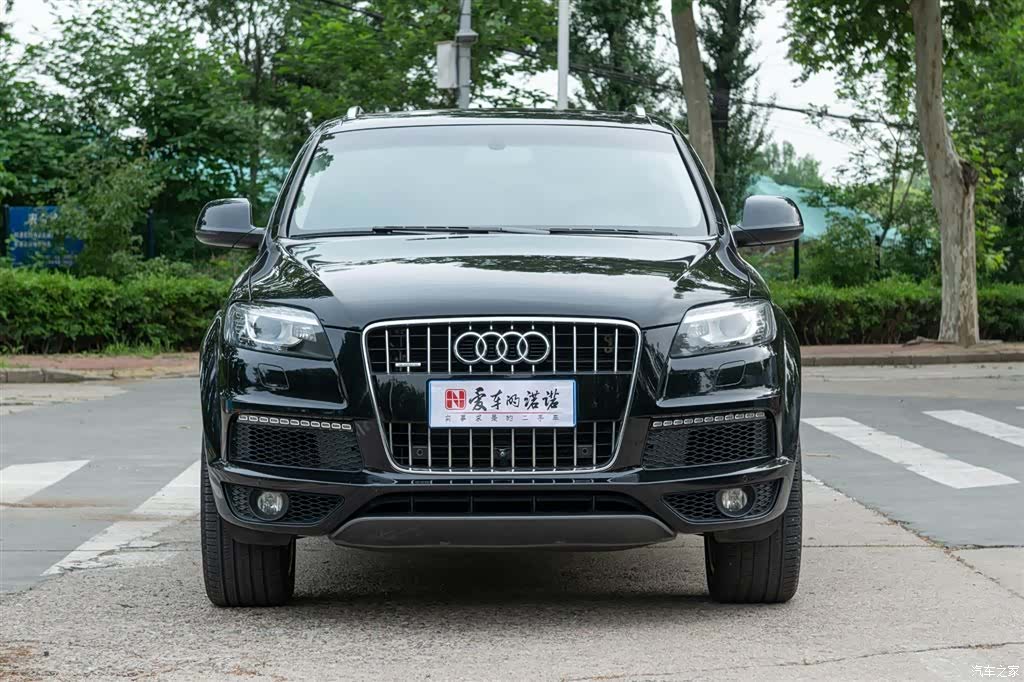 Audi Q7, 2015 8