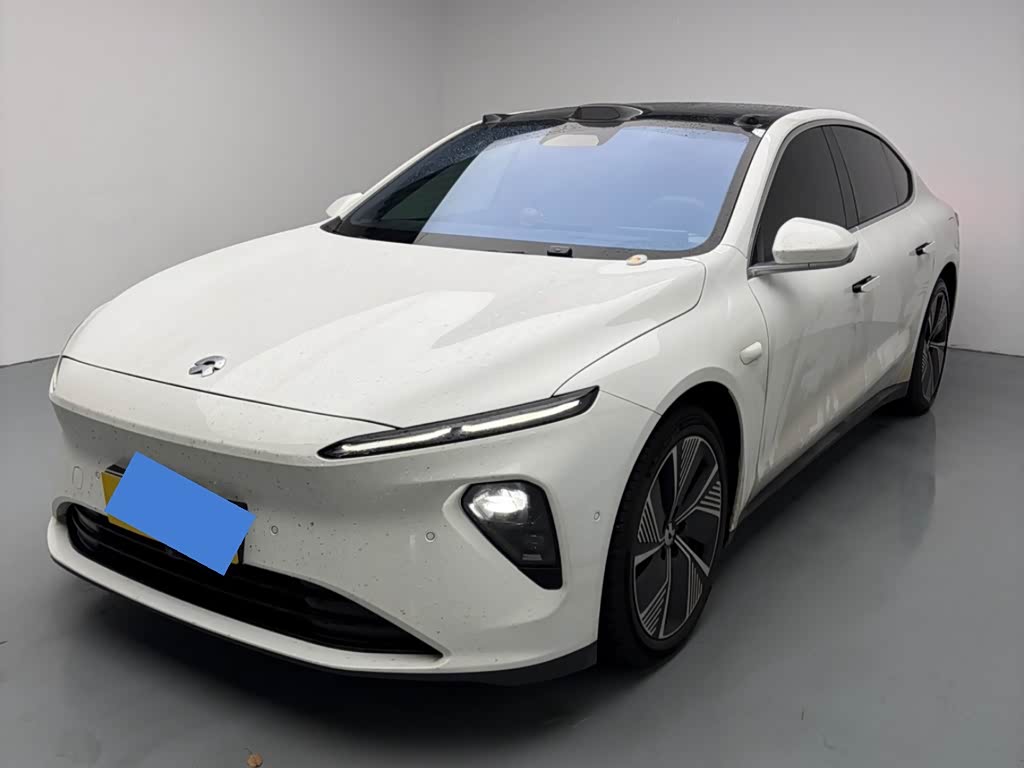 NIO ET7