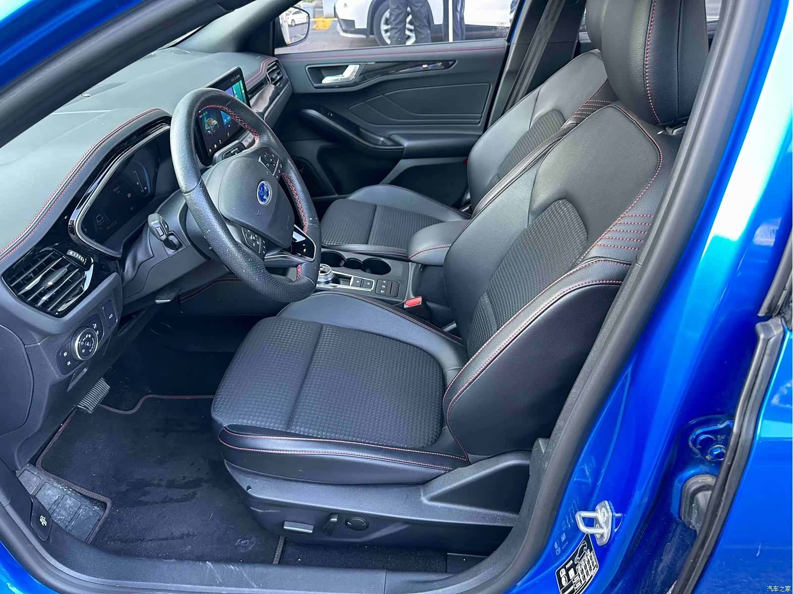 Ford Focus, 2022 4