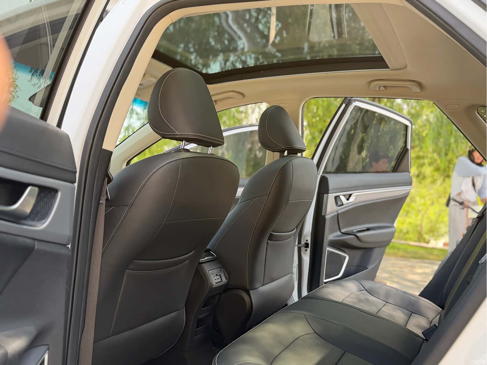 Geely Emgrand, 2019 6