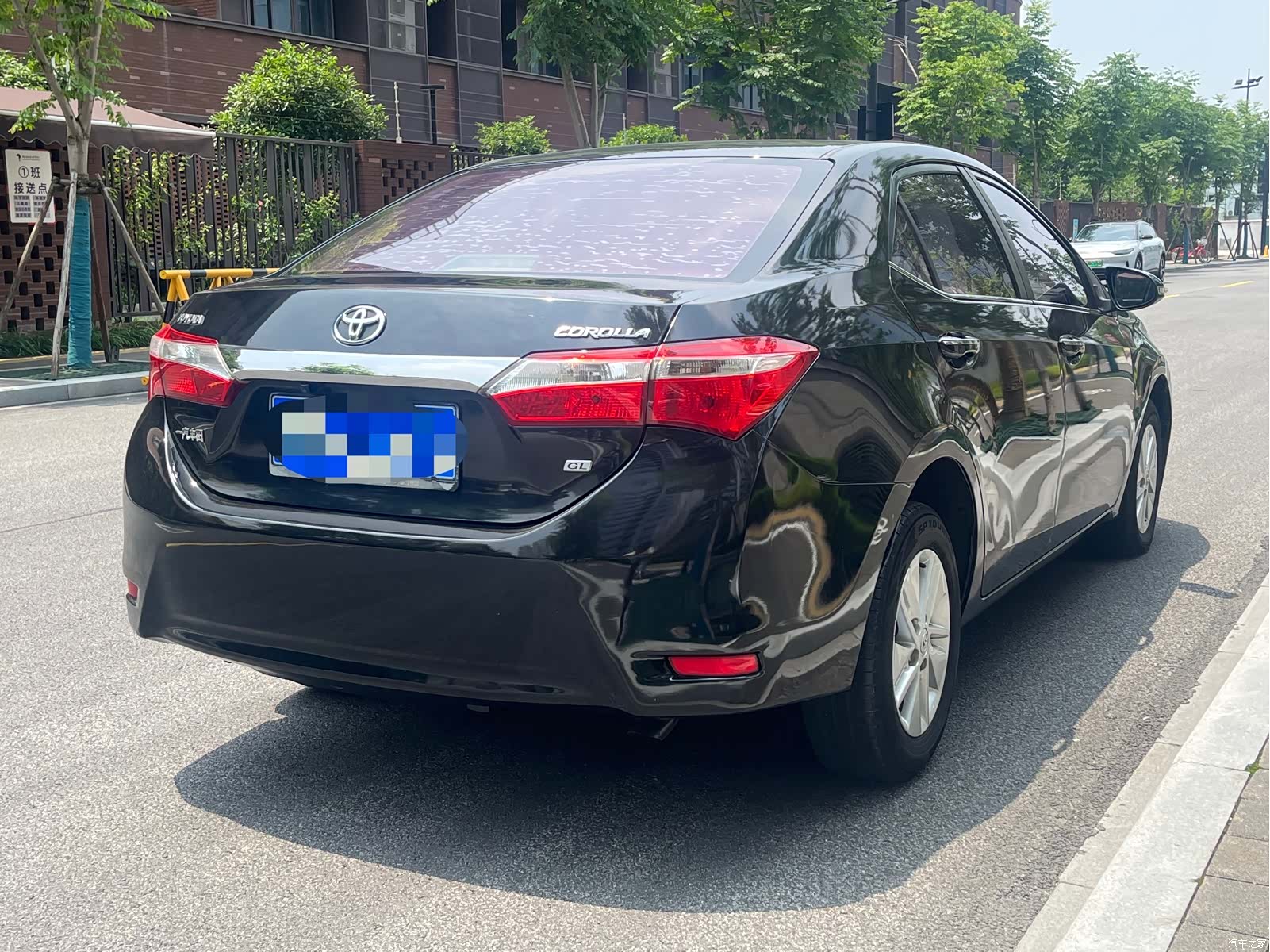 Toyota Corolla, 2016 все фото