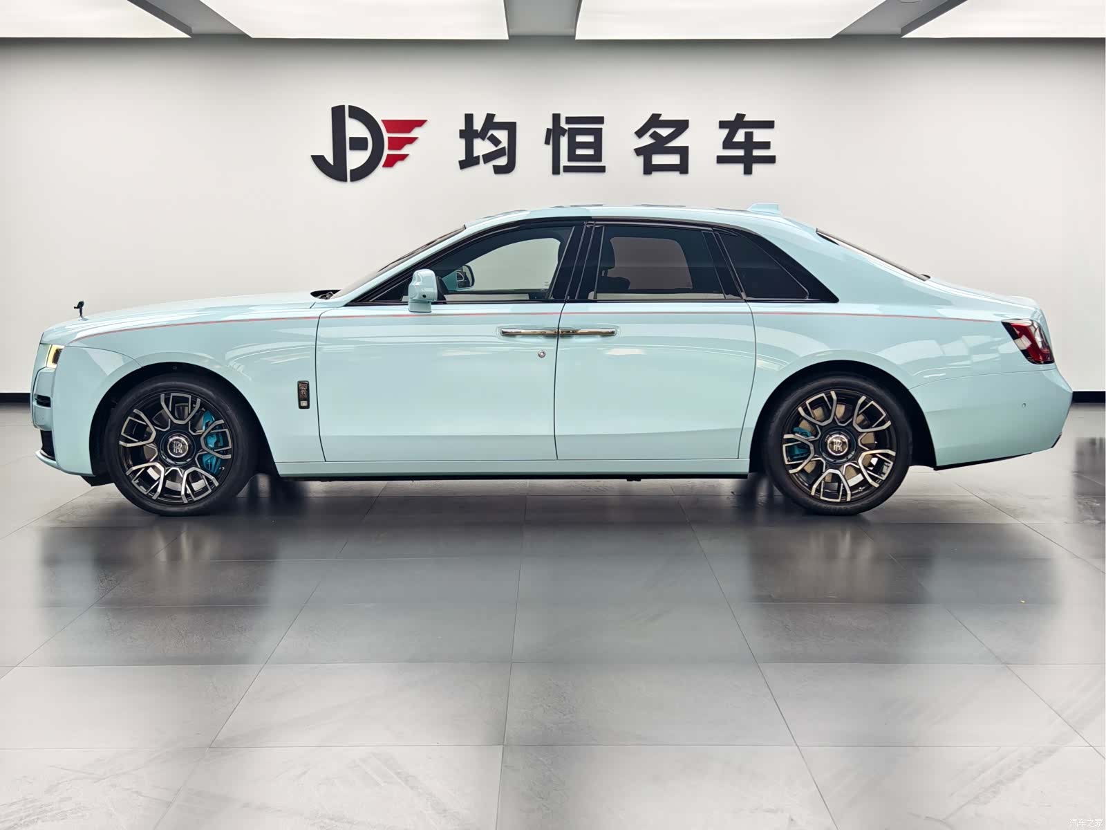 Rolls-Royce Ghost, 2023 4