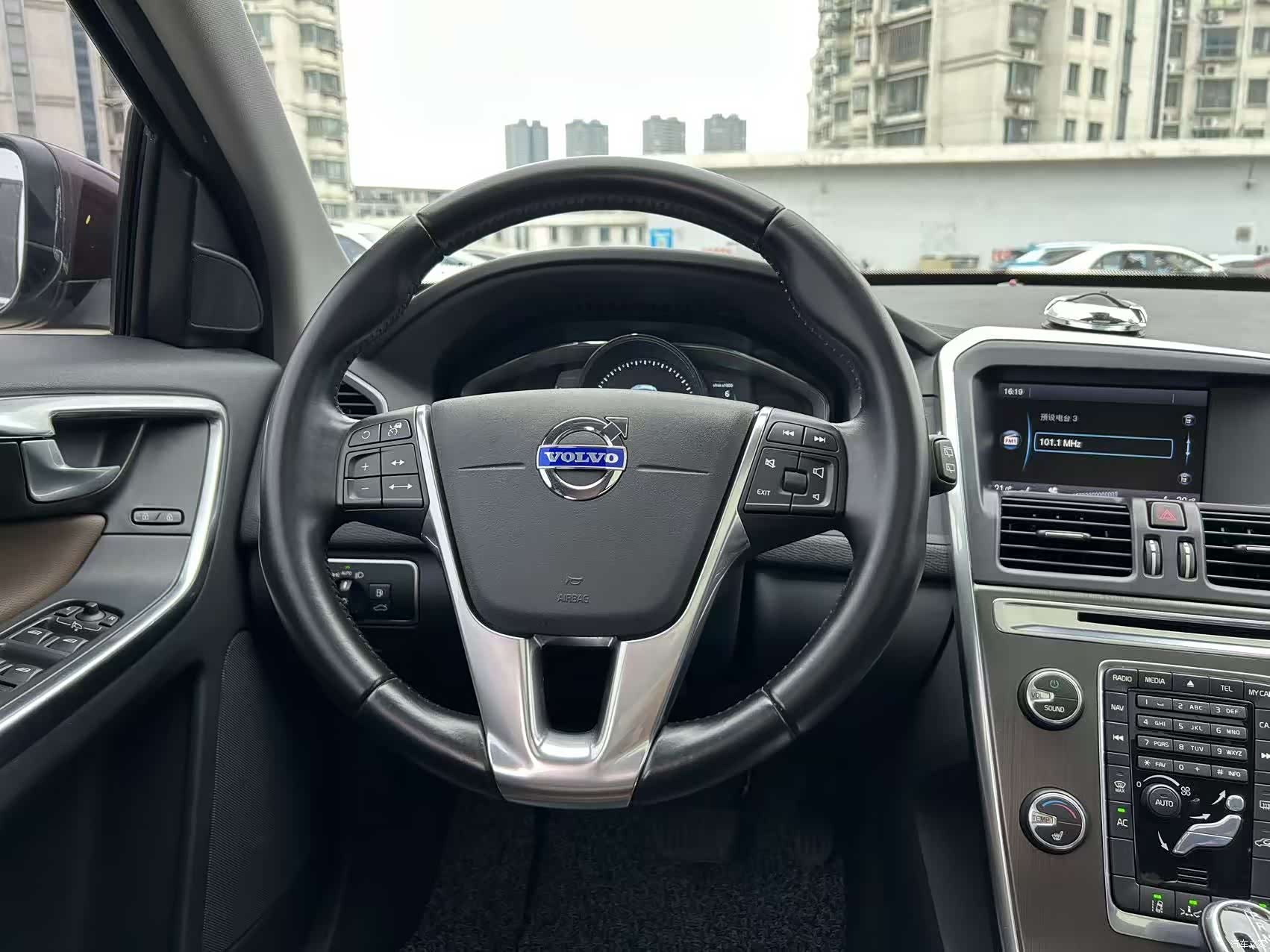 Volvo XC60, 2014 16