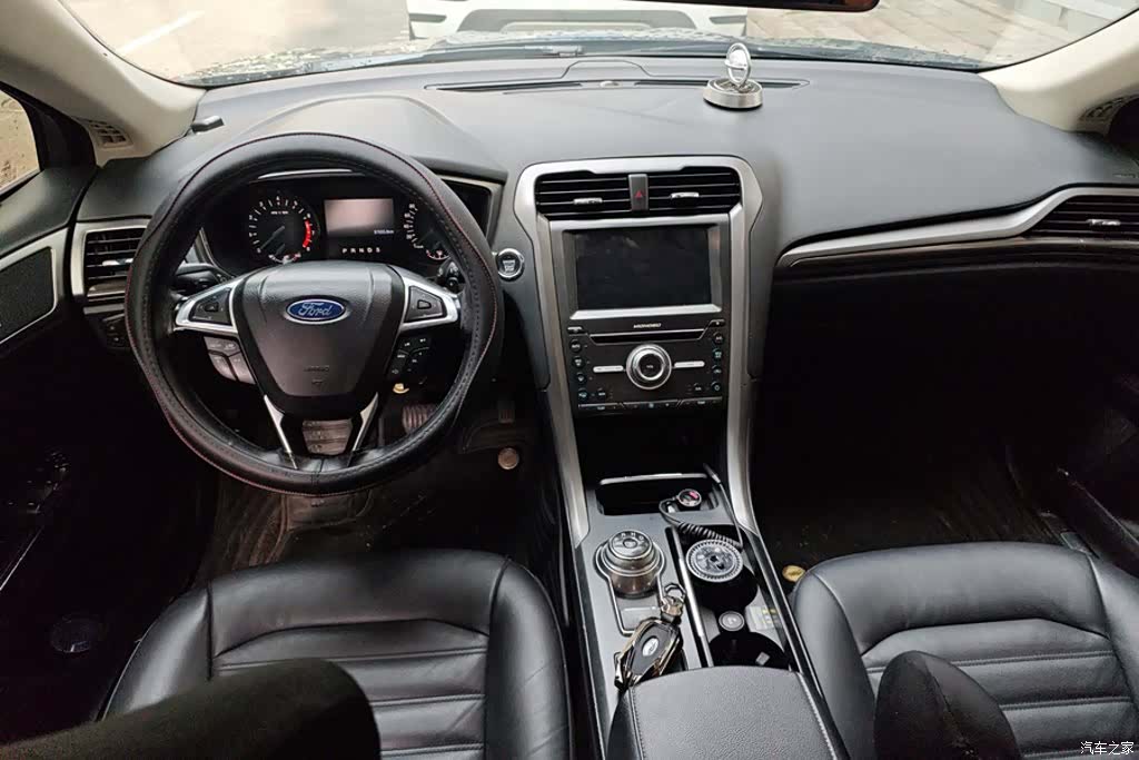 Ford Mondeo, 2017 12