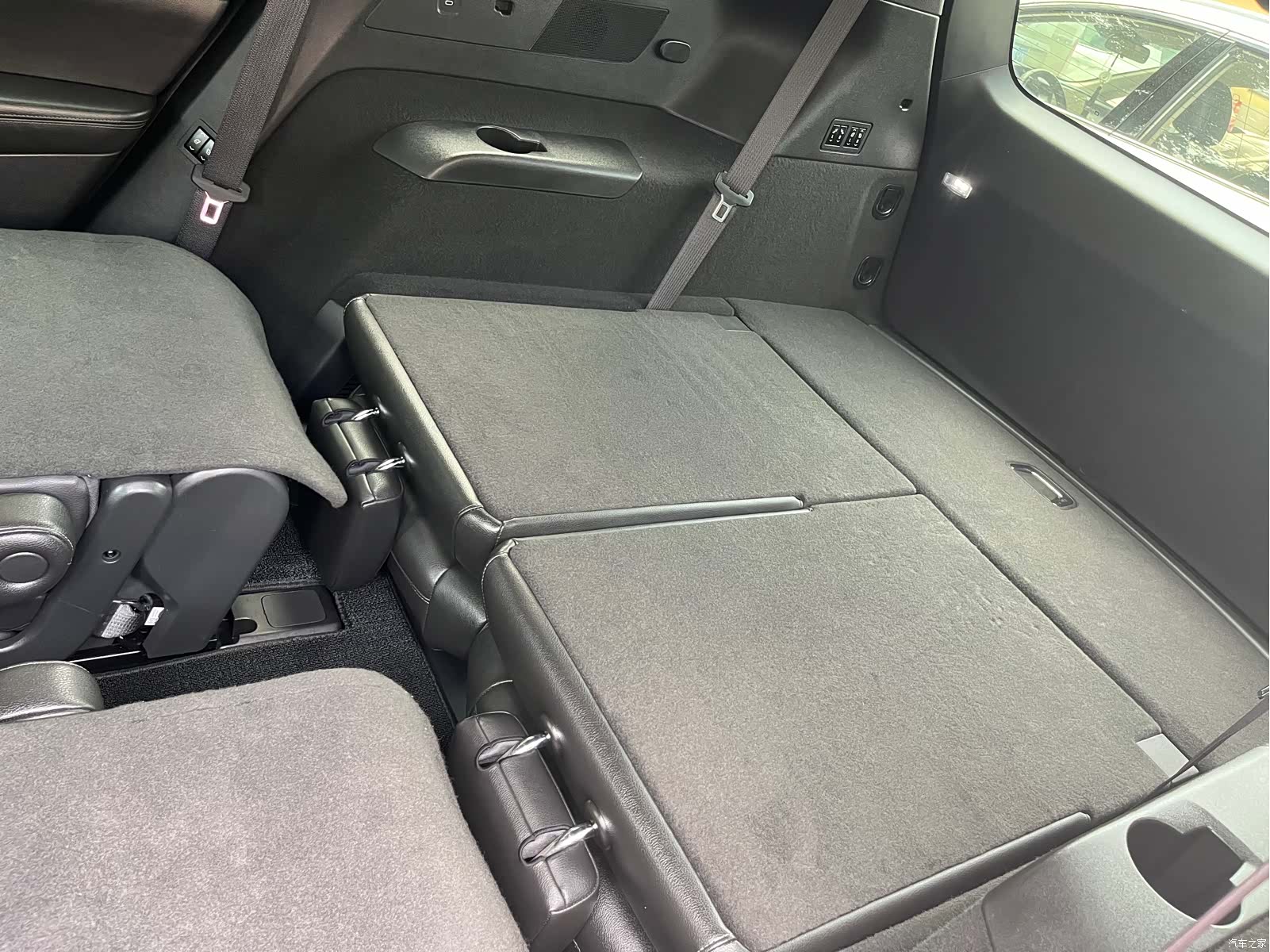 Cadillac XT6, 2022 11