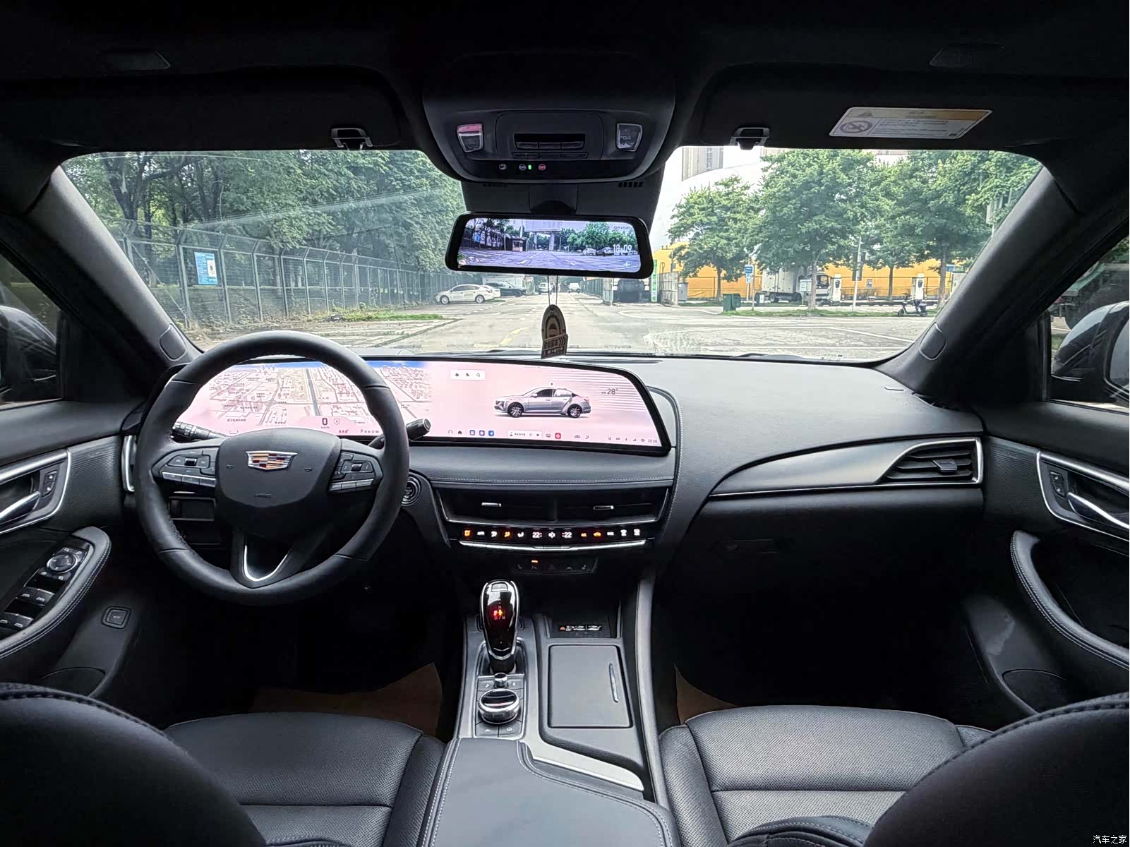 Cadillac CT5, 2024 все фото