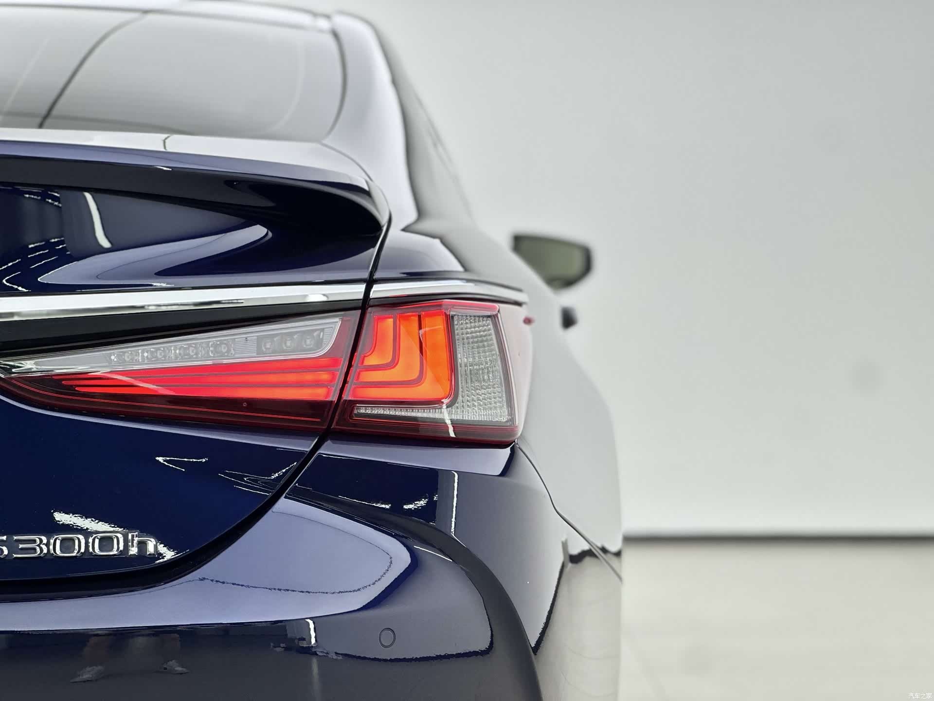 Lexus ES, 2024 15