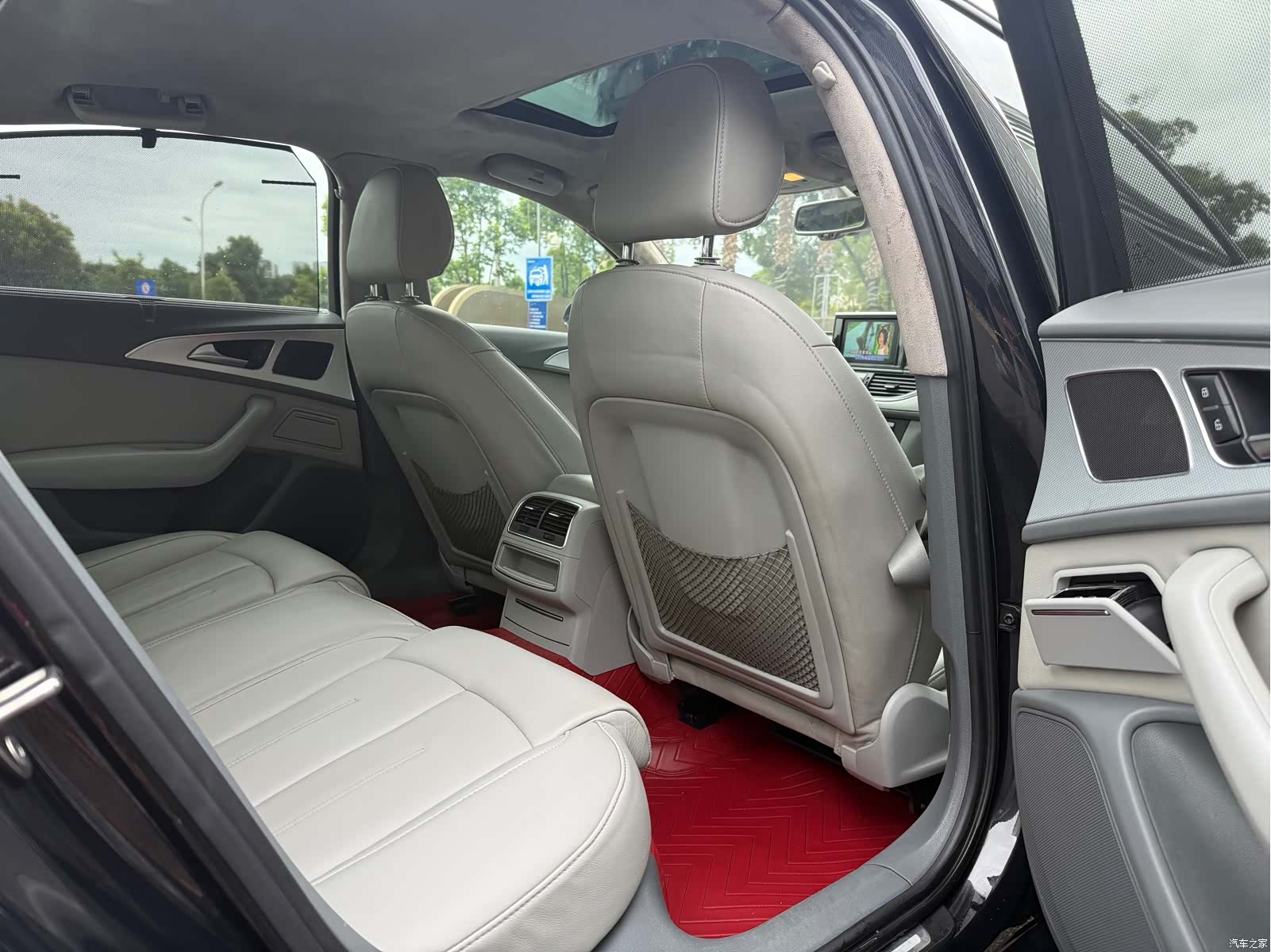 Audi A6L, 2015 10