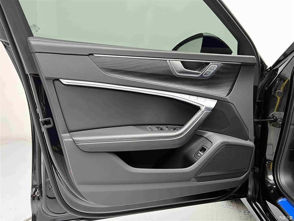 Audi A6L, 2024 12