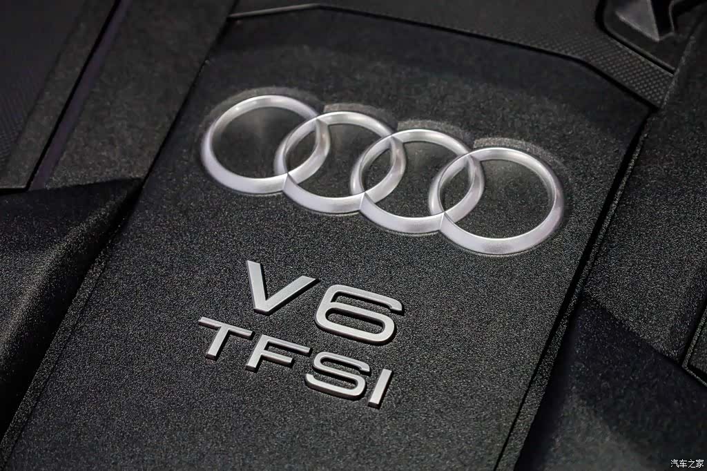 Audi A8L, 2024 35