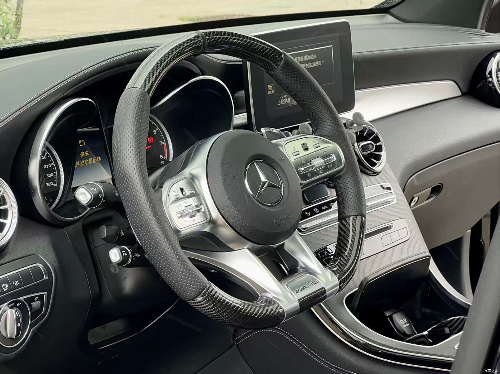 Mercedes-Benz GLC, 2019 16