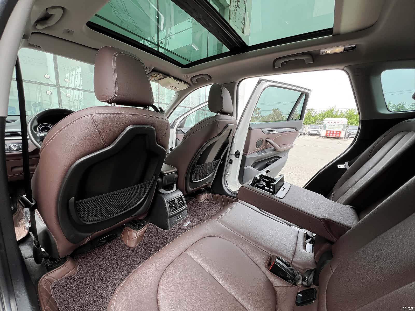 BMW X1, 2020 11