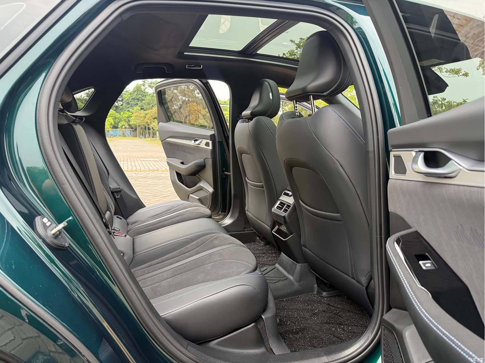 Geely Preface, 2025 13