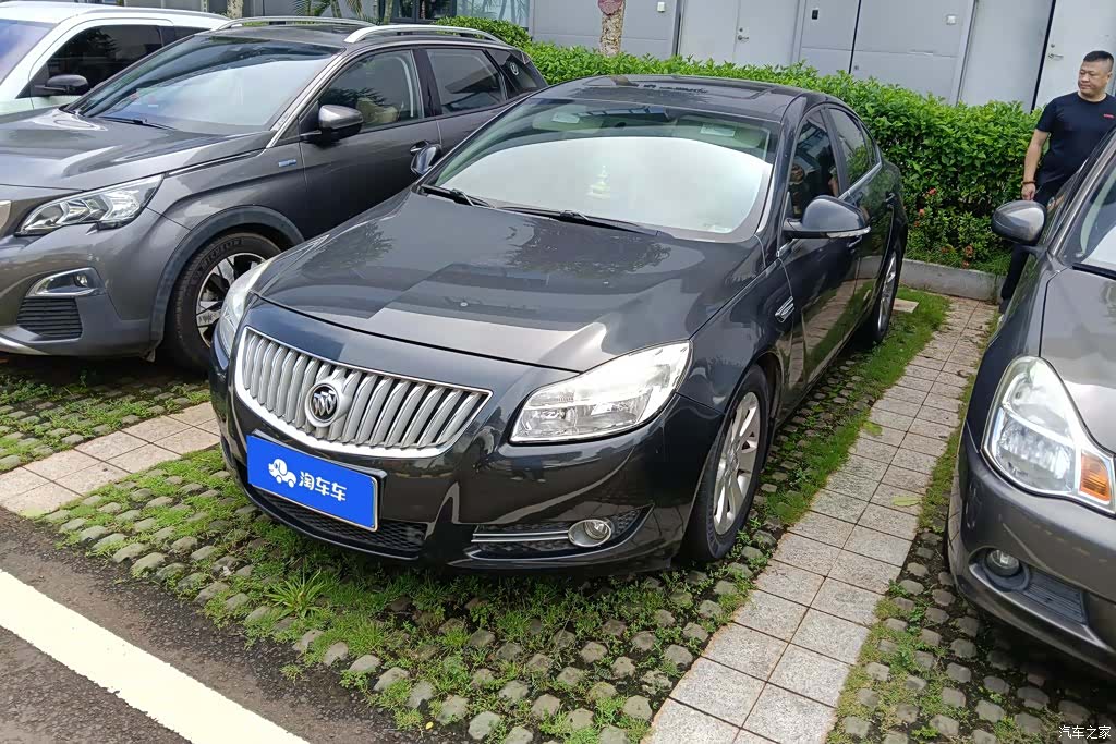 Buick Regal, 2012 1