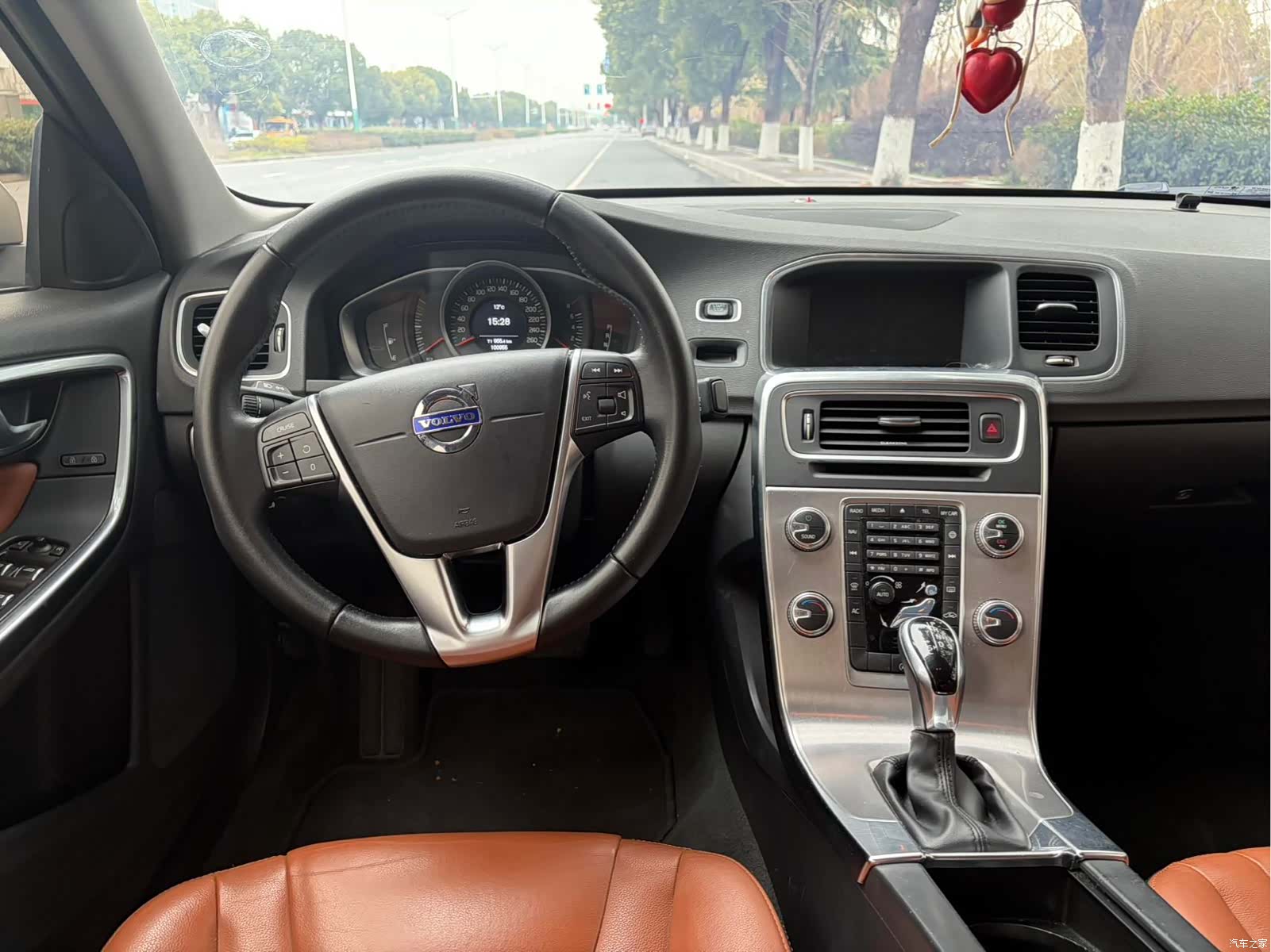 Volvo S60, 2017 11