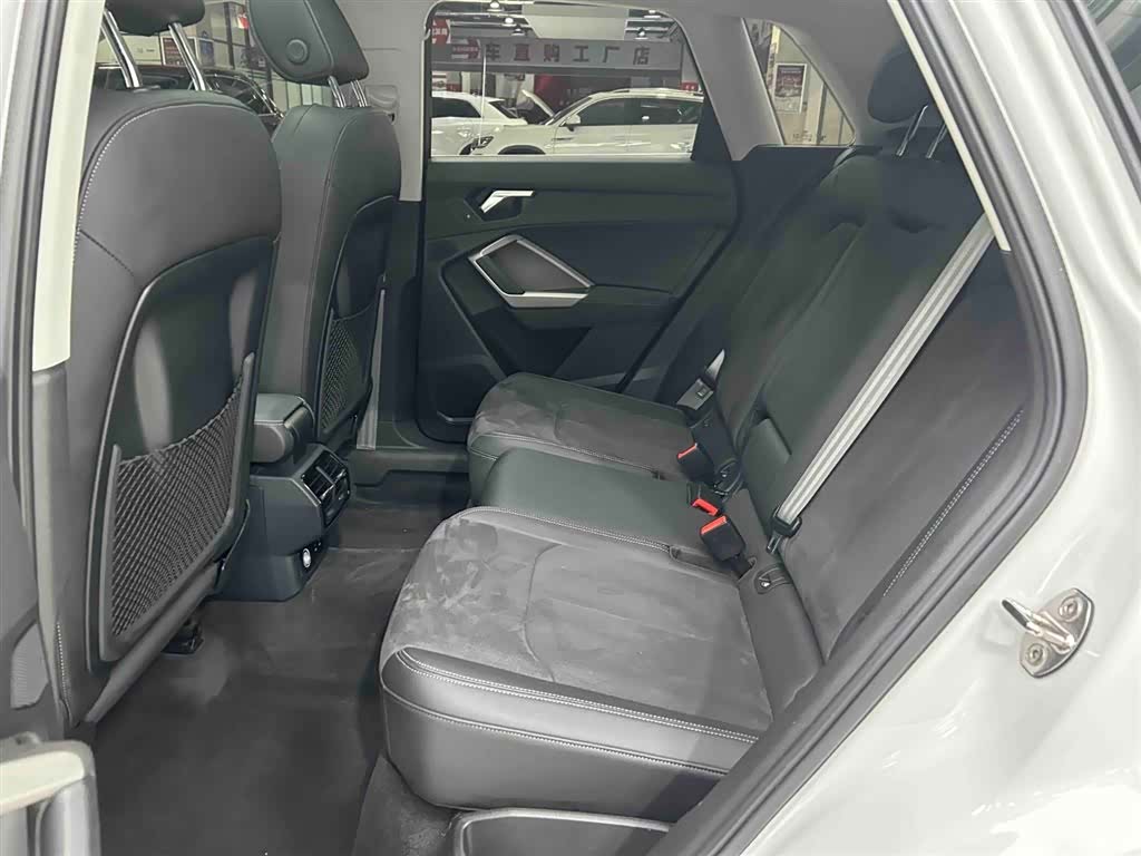Audi Q3, 2022 14