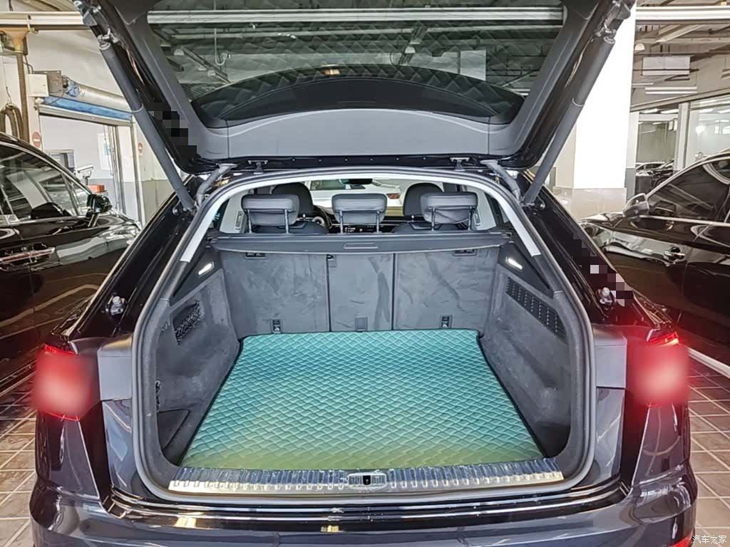 Audi Q8, 2021 19