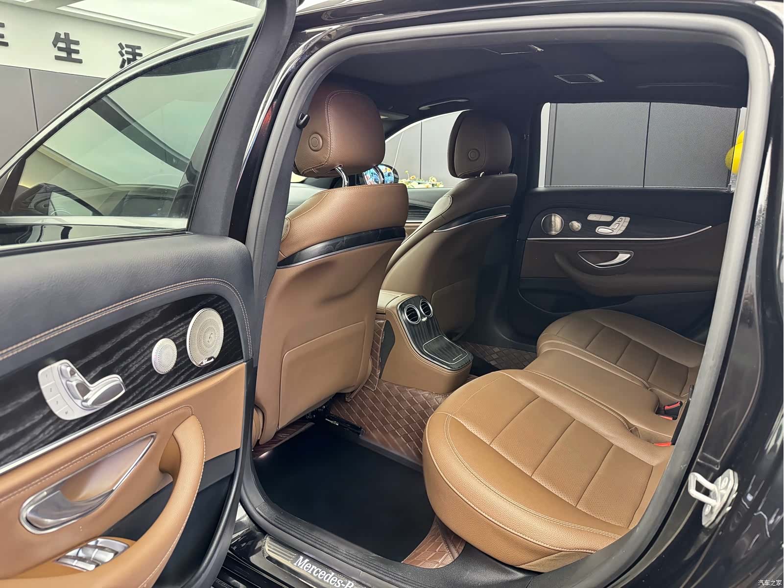 Mercedes-Benz E-Class, 2022 9
