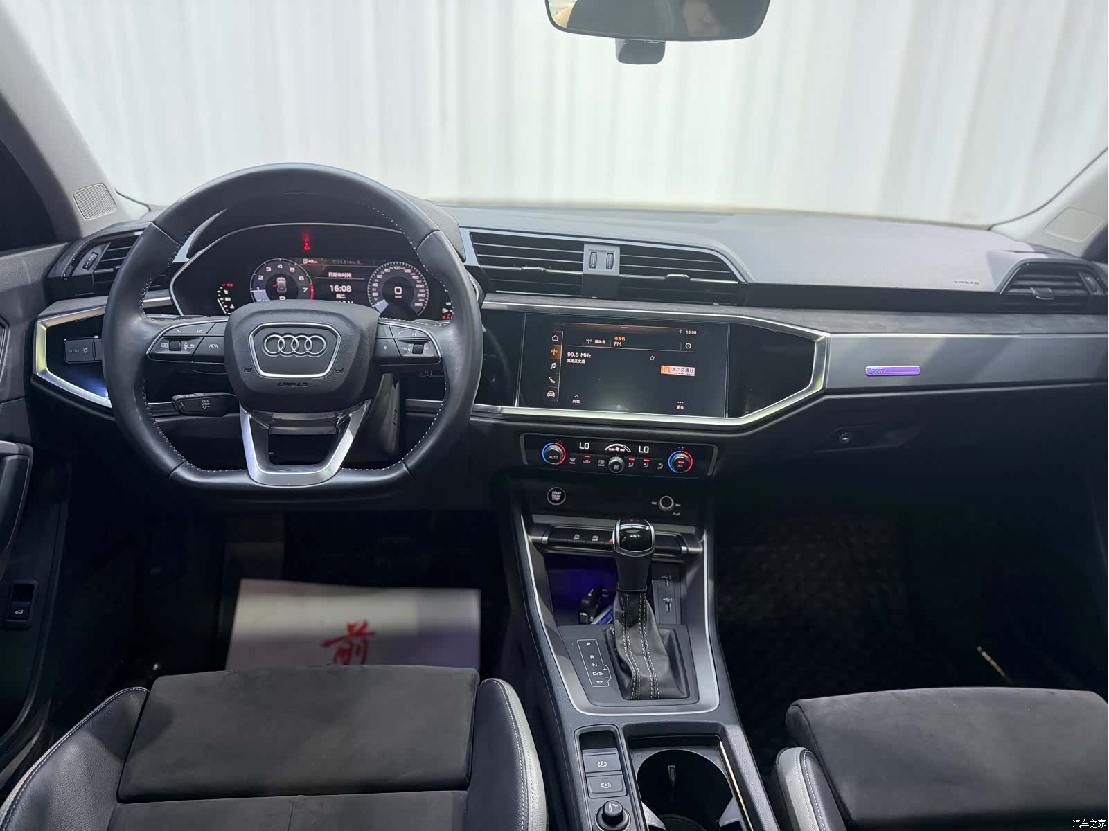 Audi Q3, 2021 11