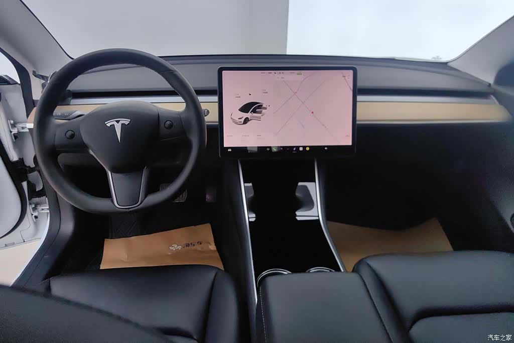 Tesla Model 3, 2019 12
