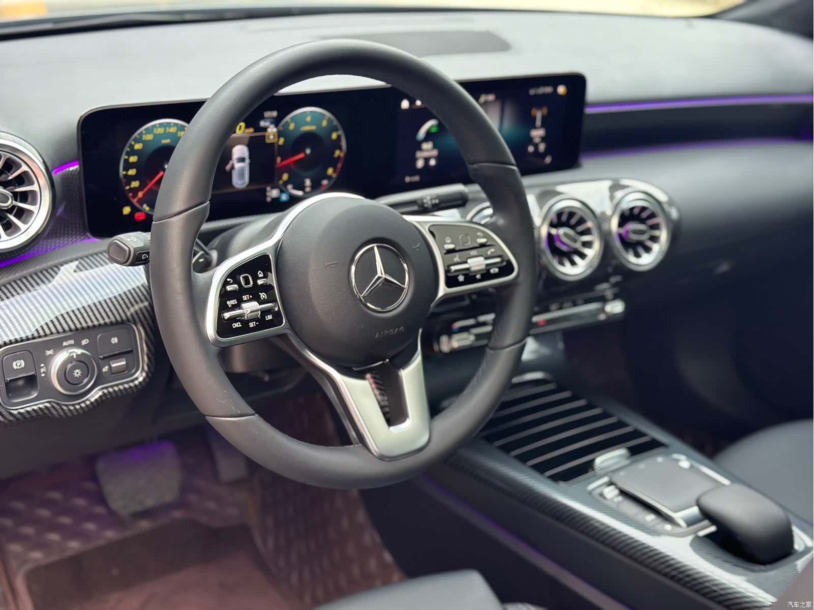Mercedes-Benz A-Class, 2023 6