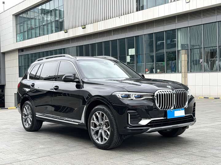 BMW X7 2021 gai xDrive40i zun xiang xing hao hua tao zhuang