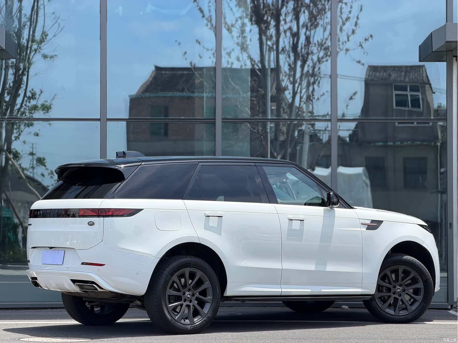 Land Rover Range Rover, 2024 все фото