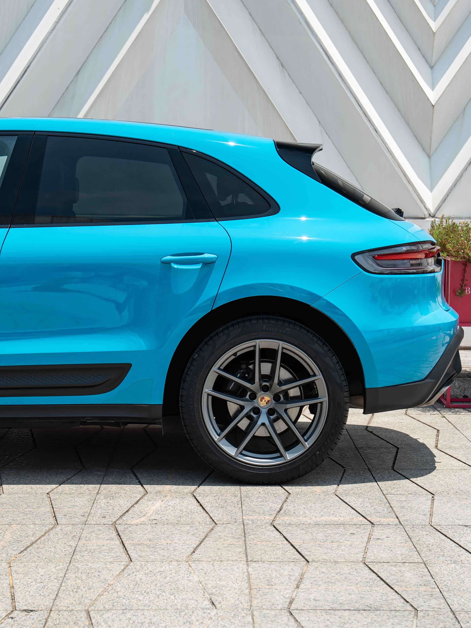 Porsche Macan, 2023 все фото