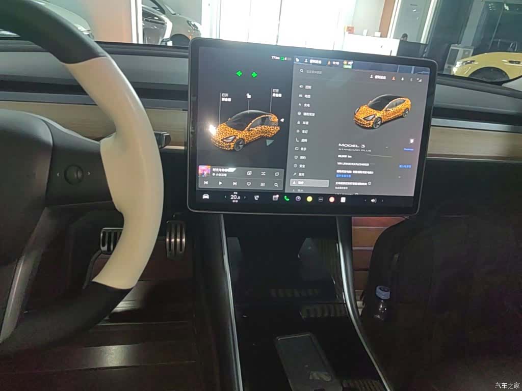 Tesla Model 3, 2020 13