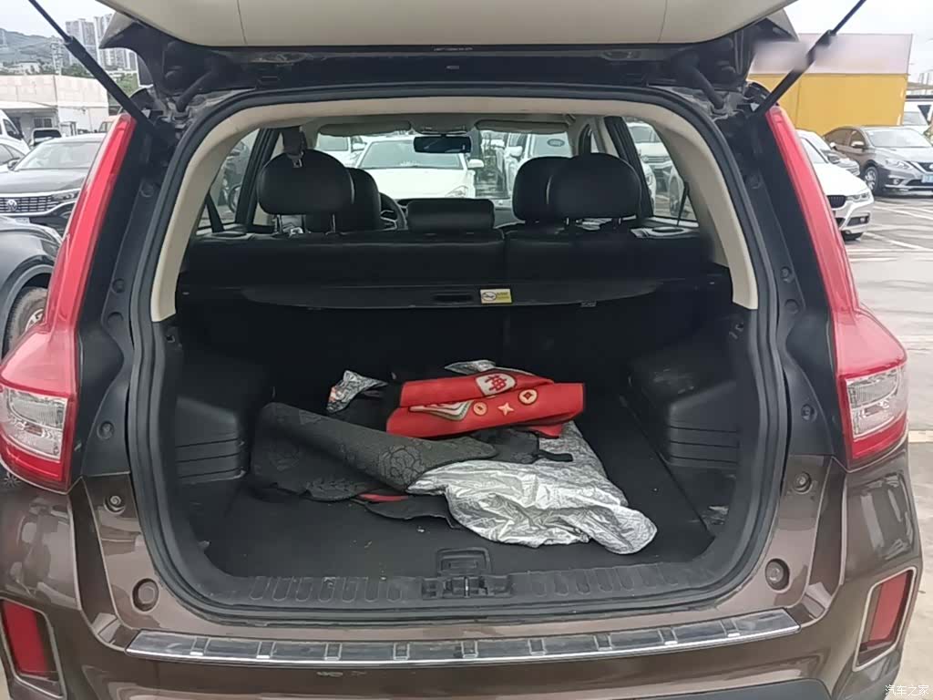 Geely X6, 2016 19