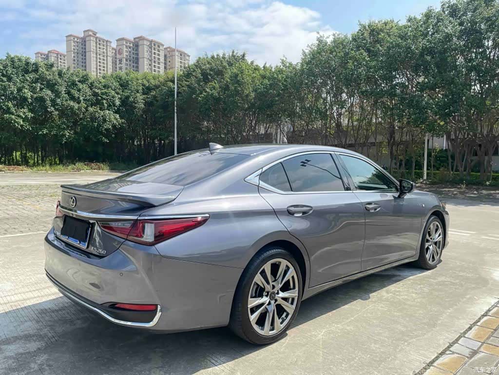 Lexus ES, 2021 23