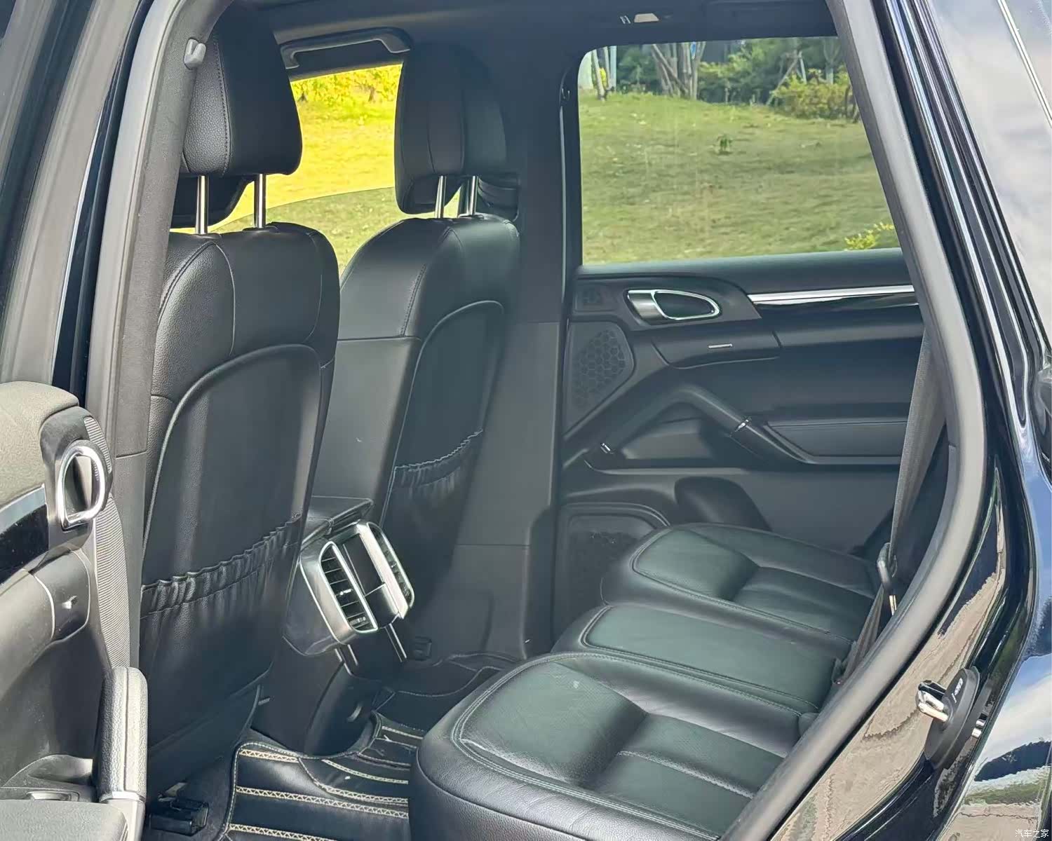 Porsche Cayenne, 2017 все фото
