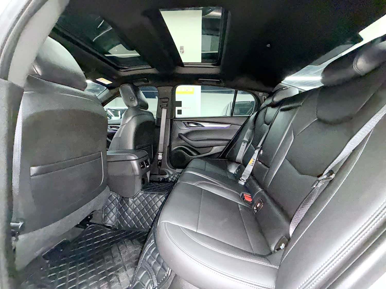 Cadillac CT5, 2025 все фото