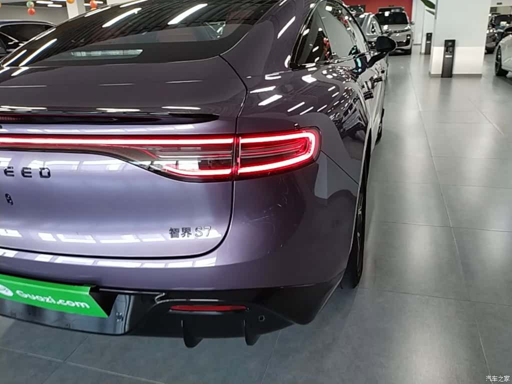 Luxeed S7, 2025 8