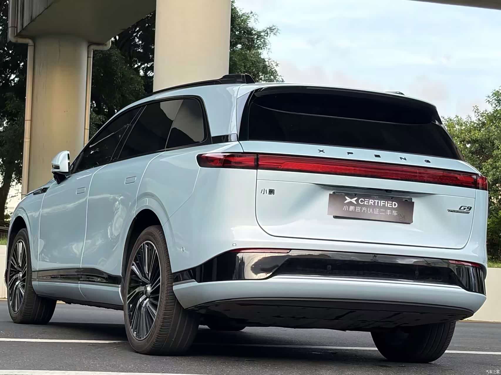 Xpeng G9, 2022 6