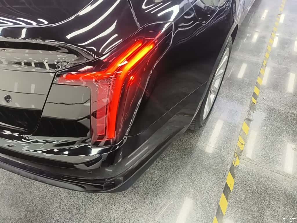 Cadillac CT5, 2024 8