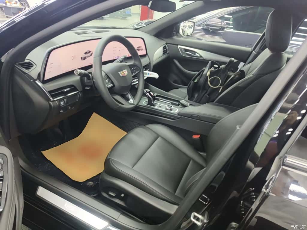 Cadillac CT5, 2024 15