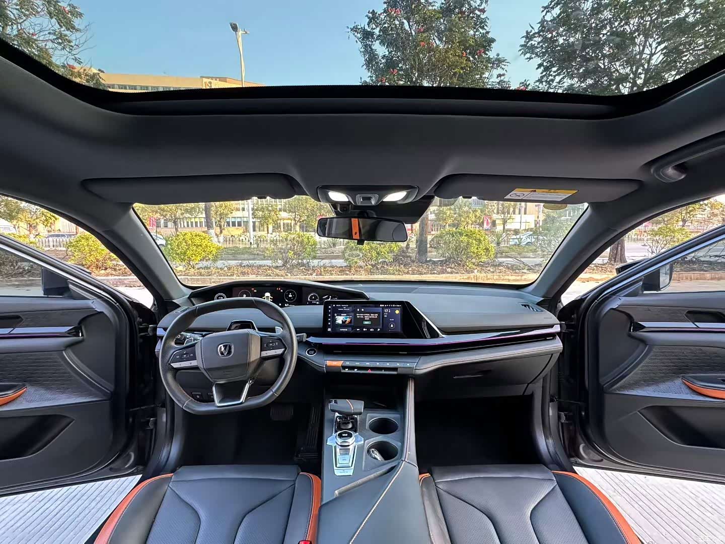 Changan UNI-V, 2025 все фото