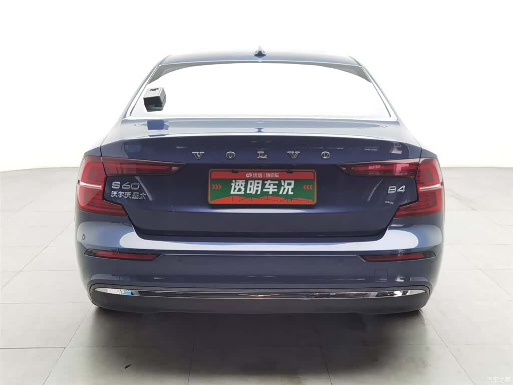 Volvo S60, 2022 4